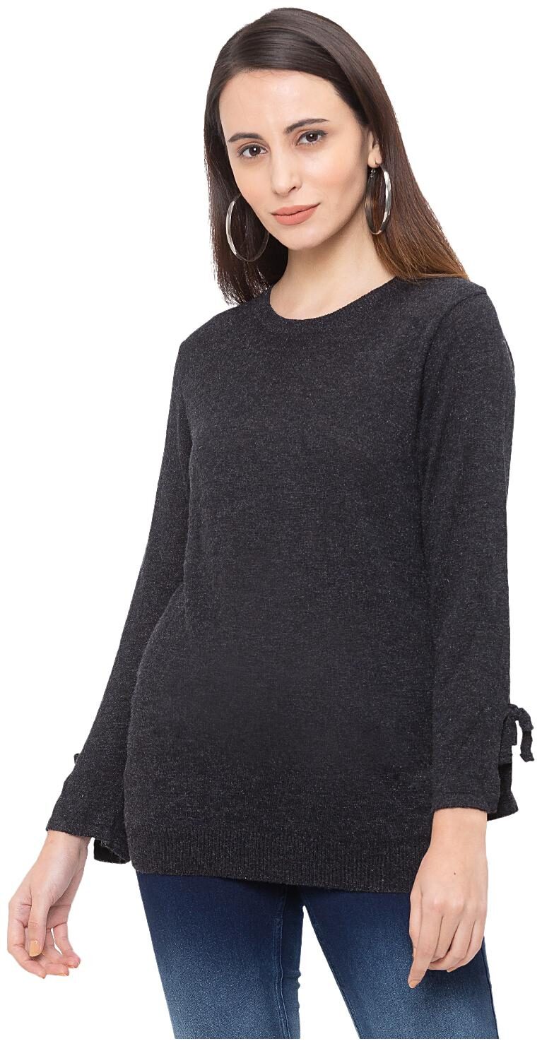 

Globus Women Solid Regular top - Black