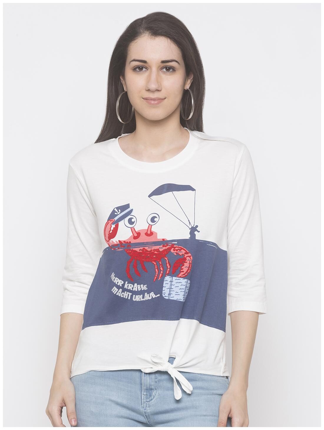 

Globus Women White Regular fit Round neck Cotton T shirt