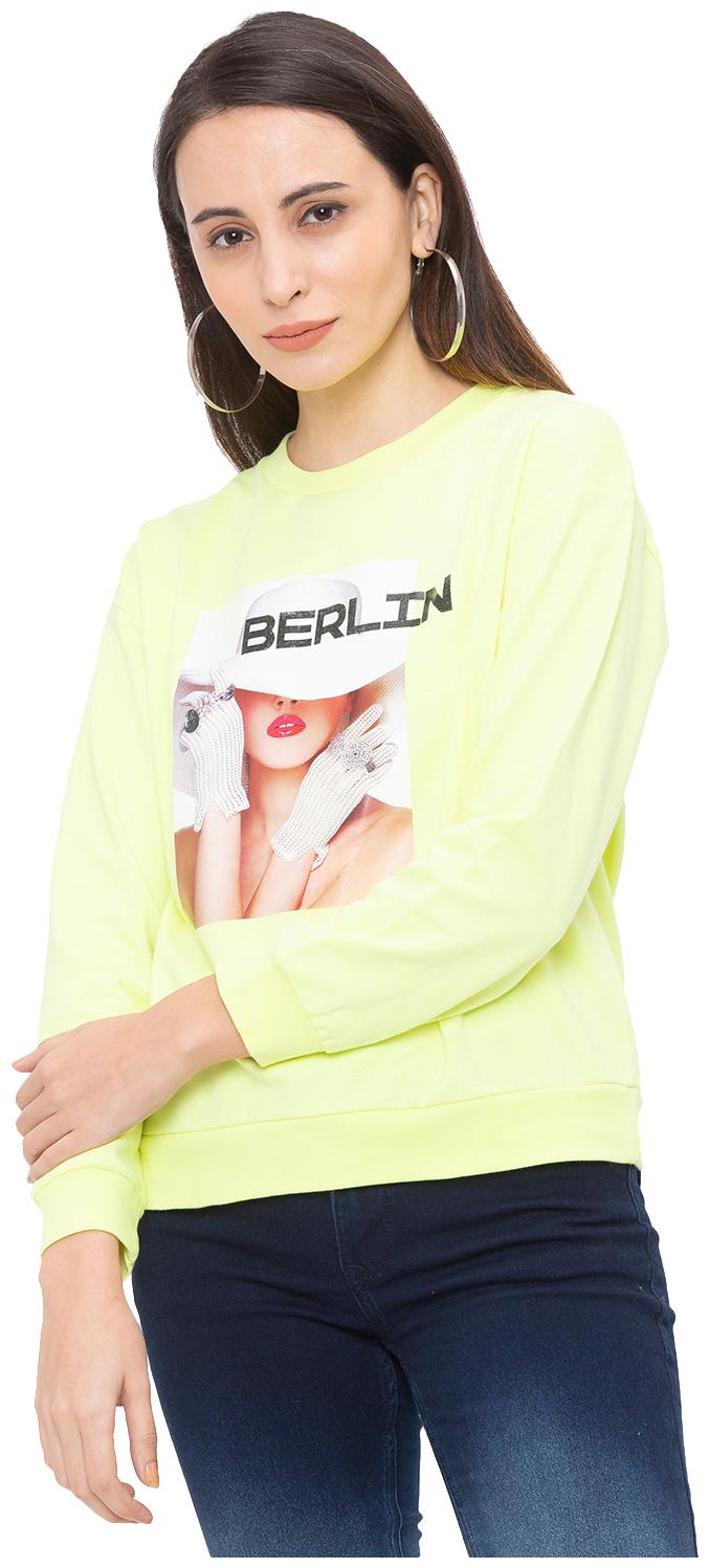 

Globus Women Printed Regular top - Green