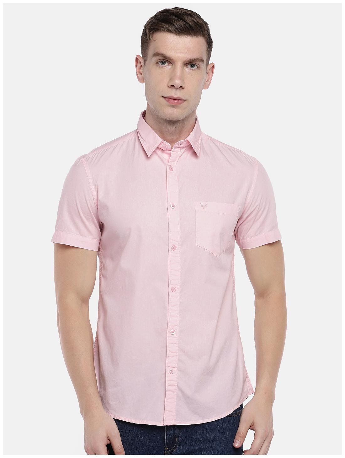 

Globus Men Pink Solid Regular Fit Casual Shirt
