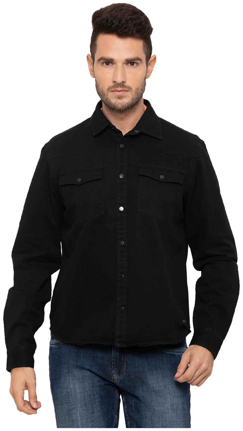 

Globus Men Black Solid Regular Fit Casual Shirt