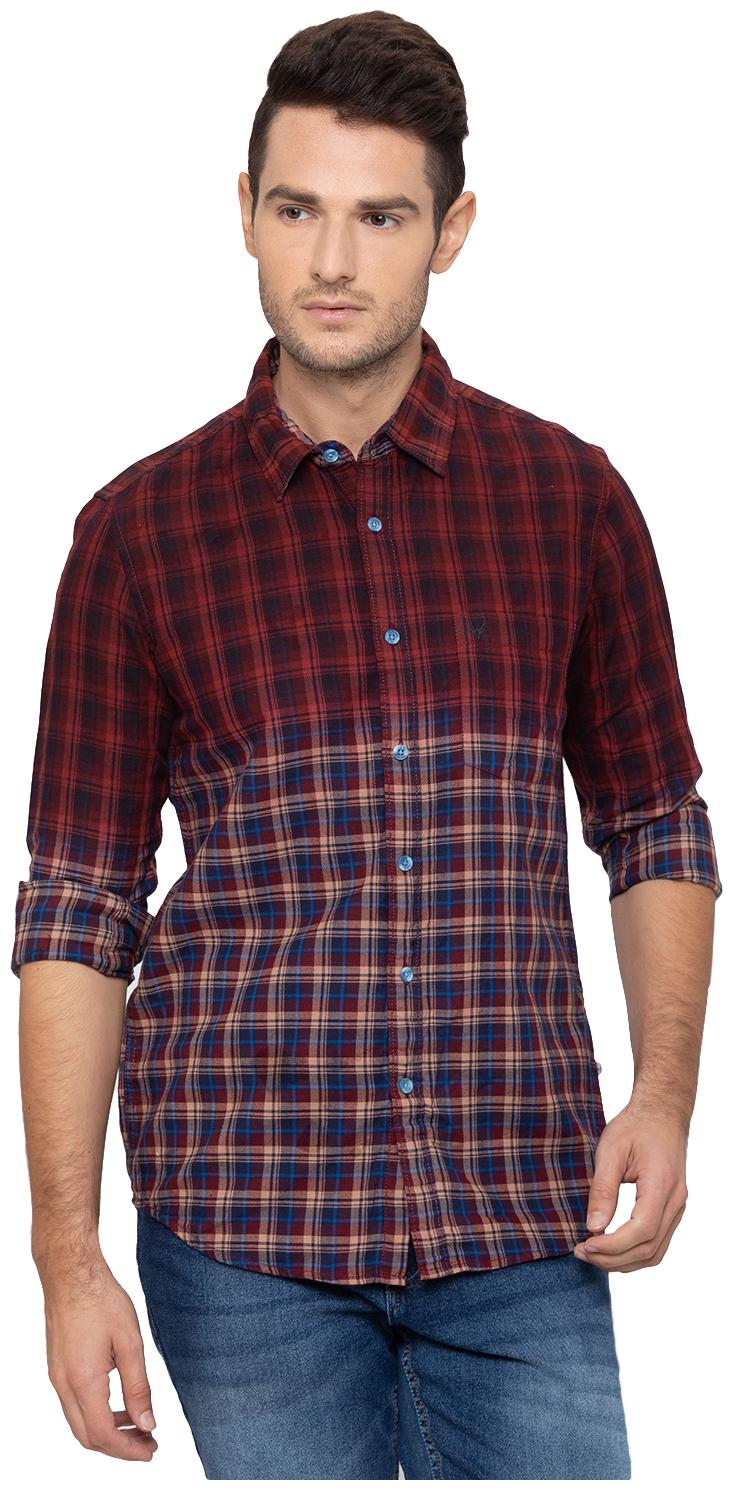 

Globus Men Red Checked Regular Fit Casual Shirt