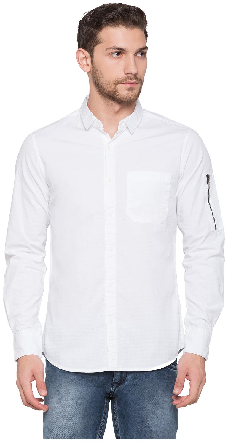 

Globus Men White Solid Regular Fit Casual Shirt