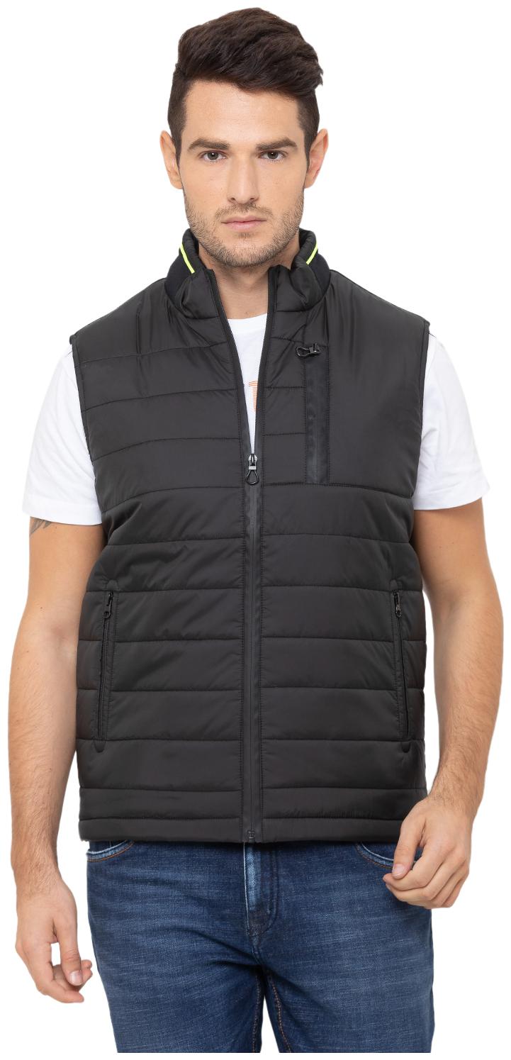 

Globus Men Black Solid Quilted jacket