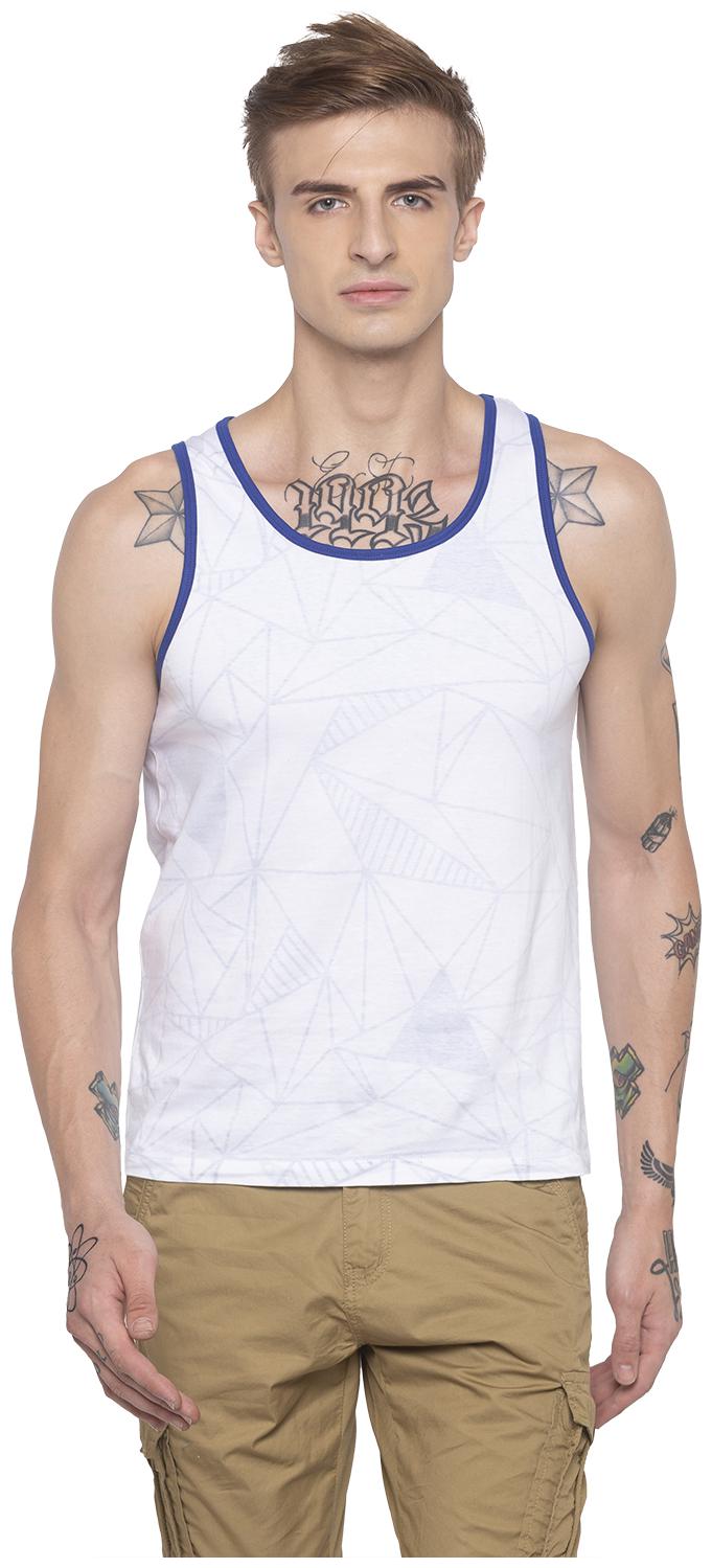 

Globus Men White Slim fit Cotton Scoop neck T-Shirt - Pack Of 1