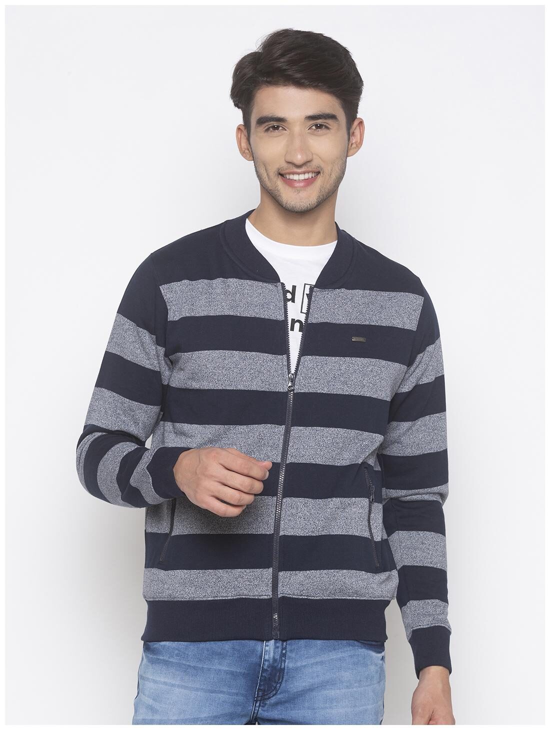 

Globus Men Grey Navy blue Striped Down jacket