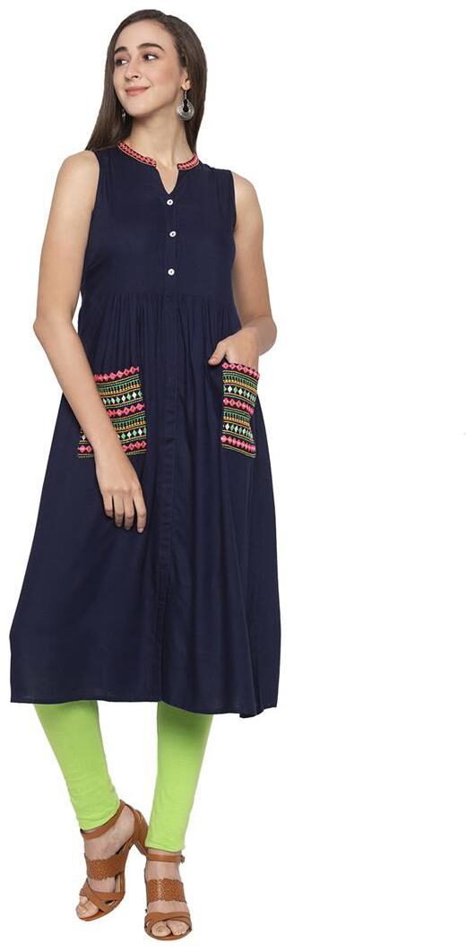 

Globus Women Embroidered Regular tunic - Blue
