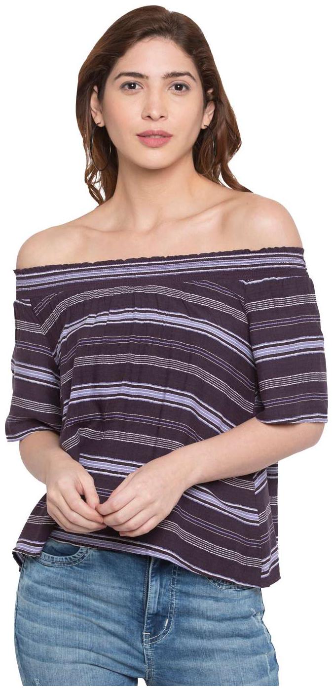

Globus Striped Off Shoulder Top