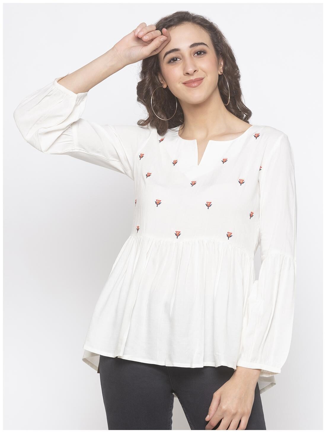 

Globus Women Embroidered Regular top - White