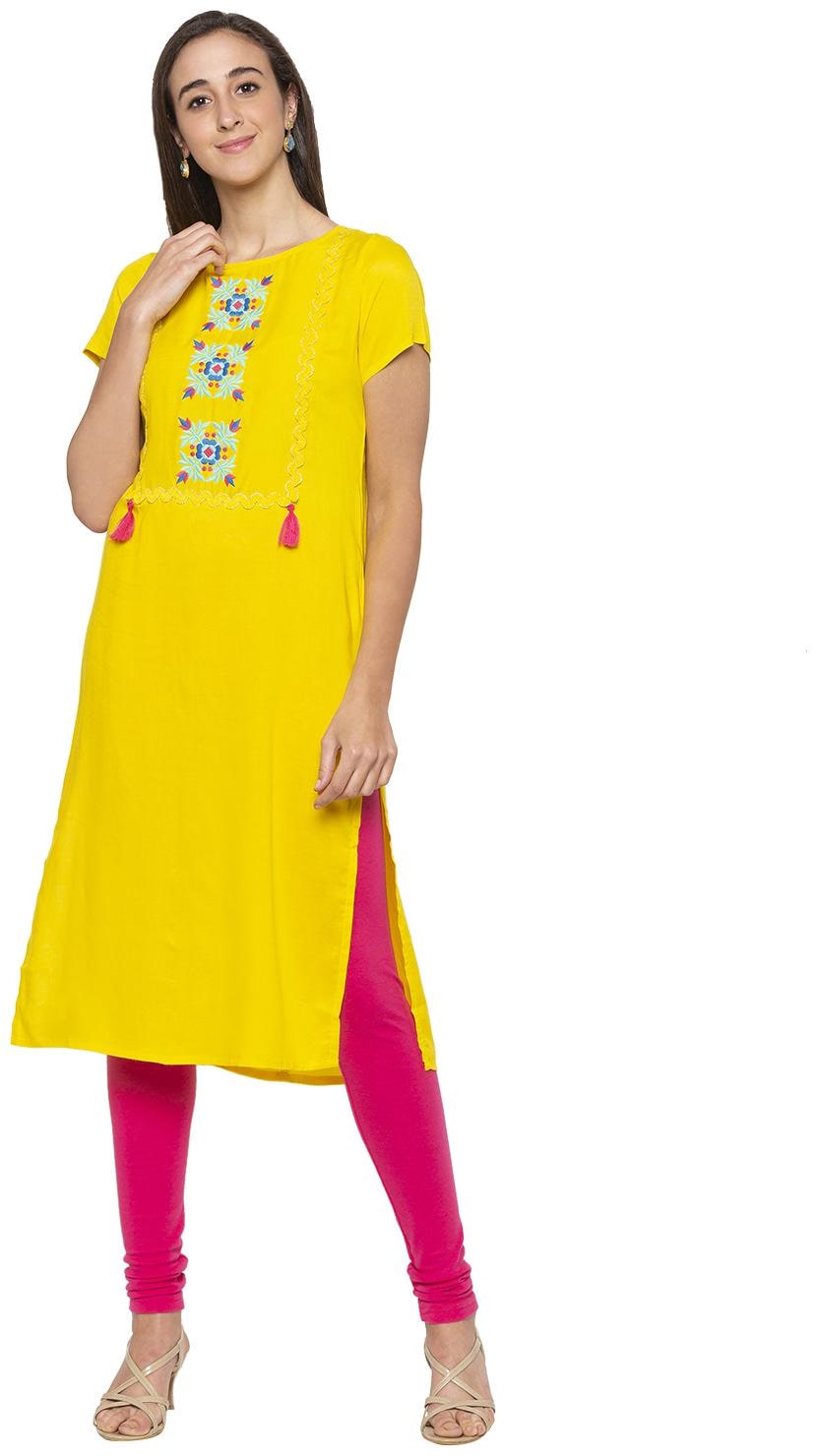 

Globus Women Yellow Embroidered High Slit Kurta