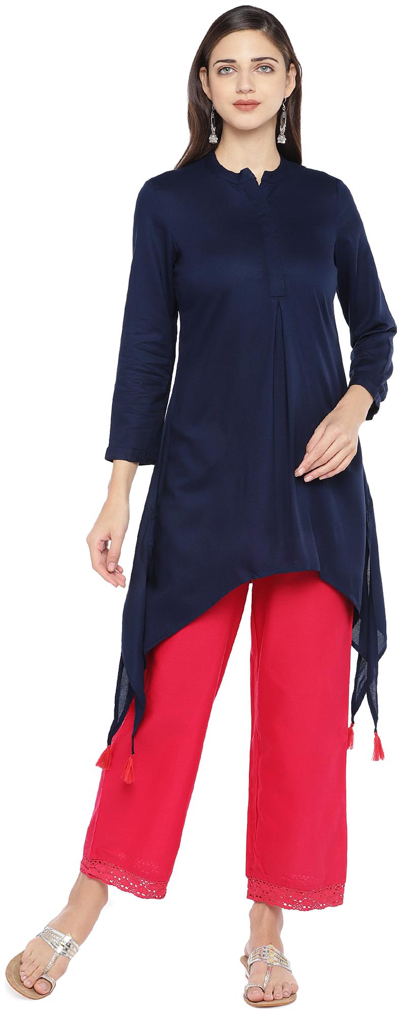 

Globus Women Solid Regular tunic - Blue