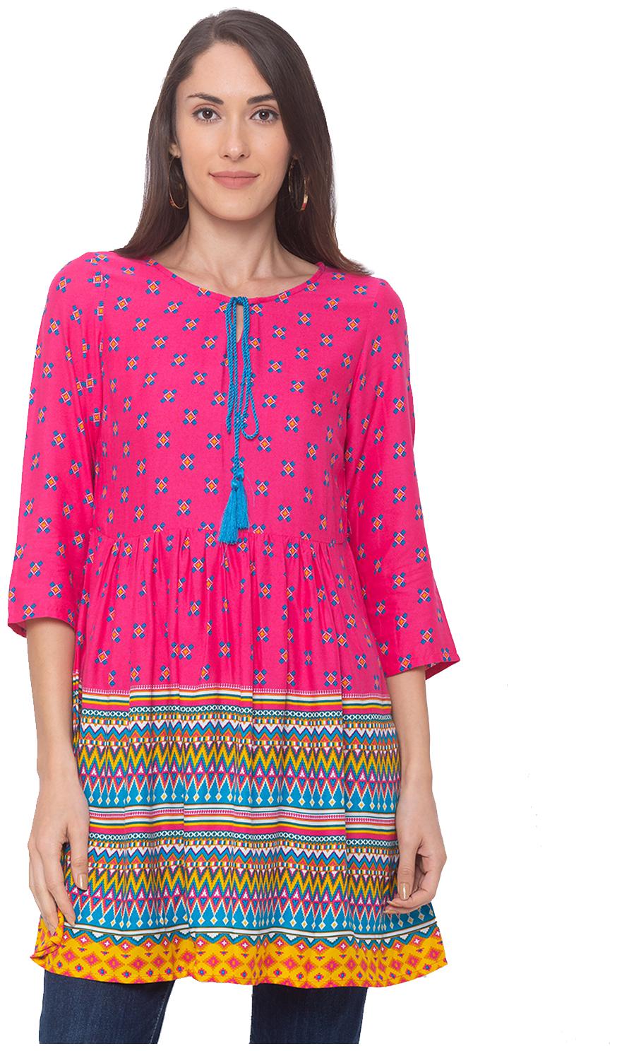 

Globus Women Printed Regular tunic - Pink