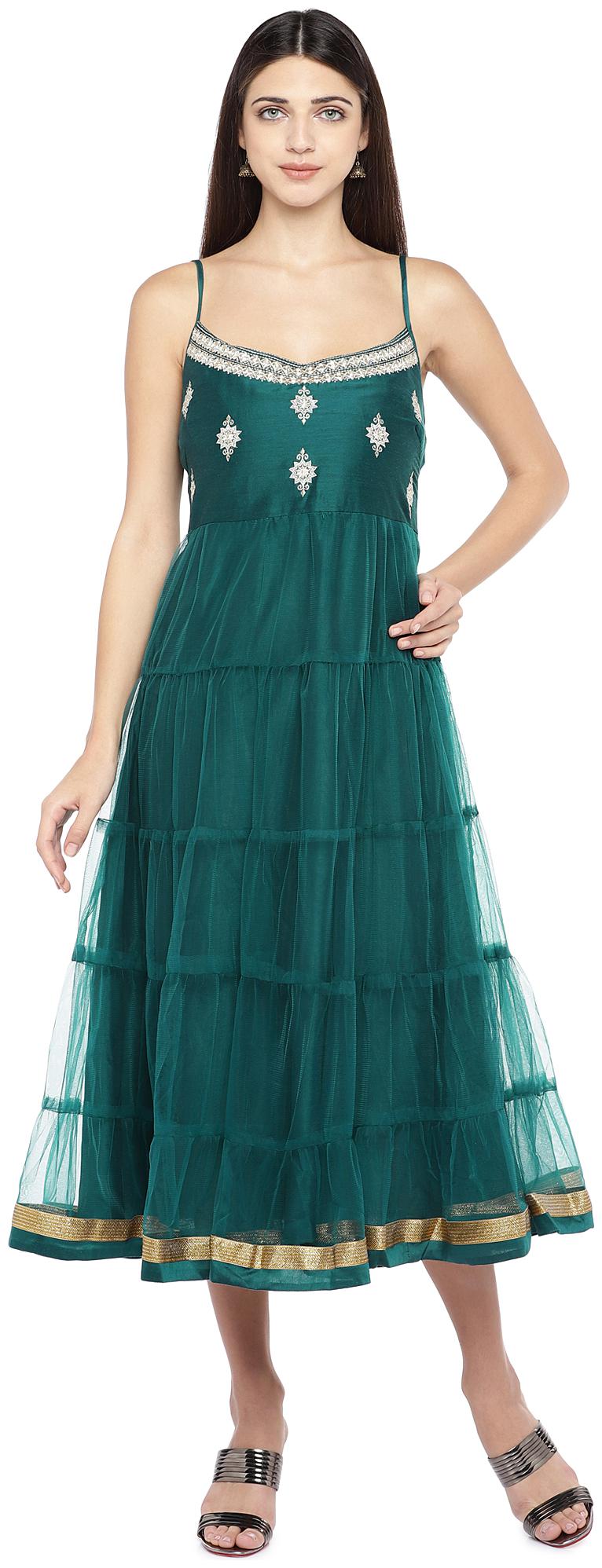 

Globus Green Embroidered Empire dress