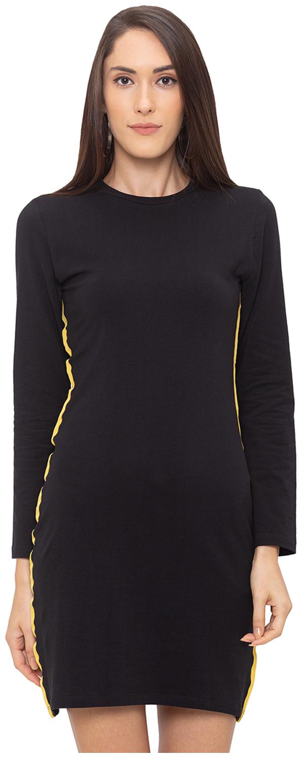 

Globus Black Solid Bodycon dress
