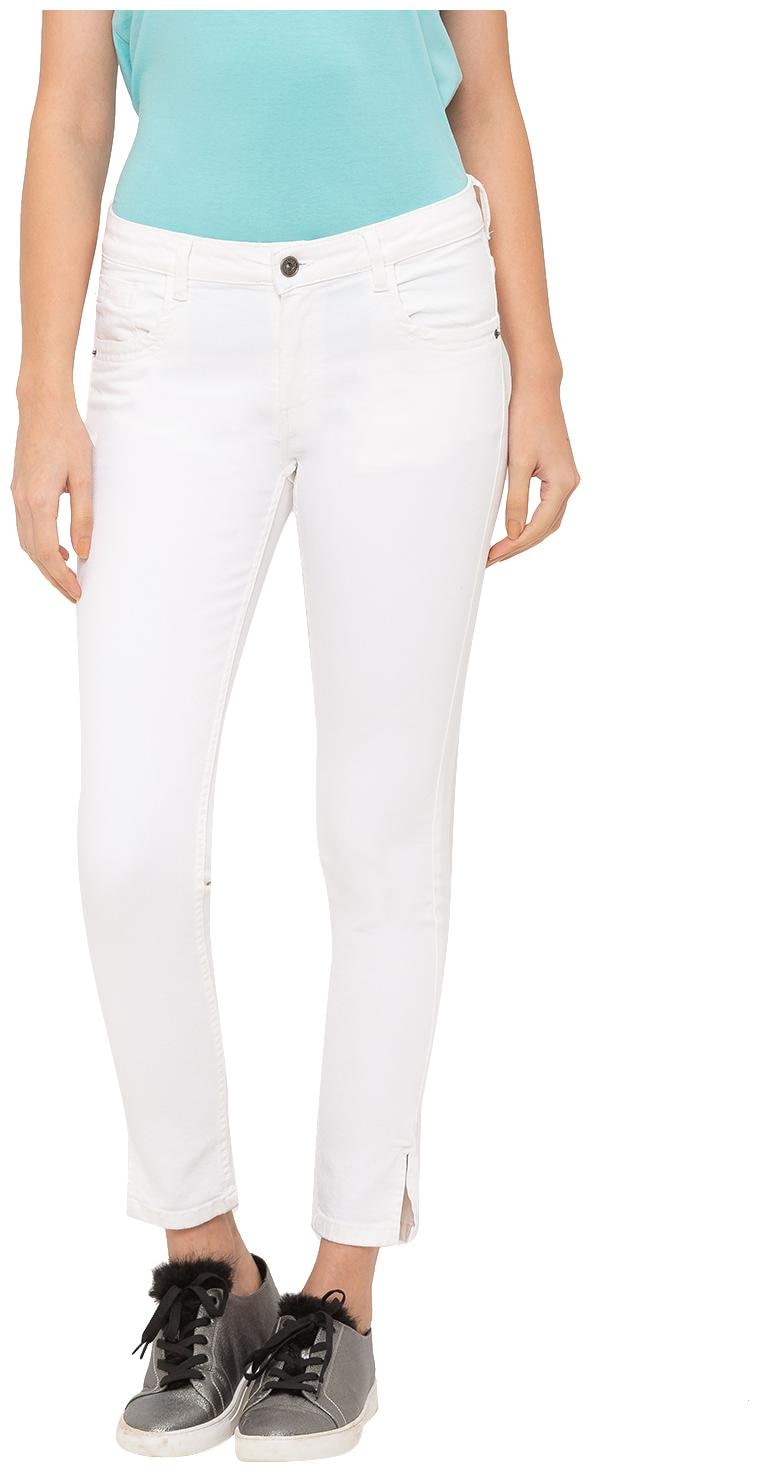 

Globus Women White Skinny fit Jeans