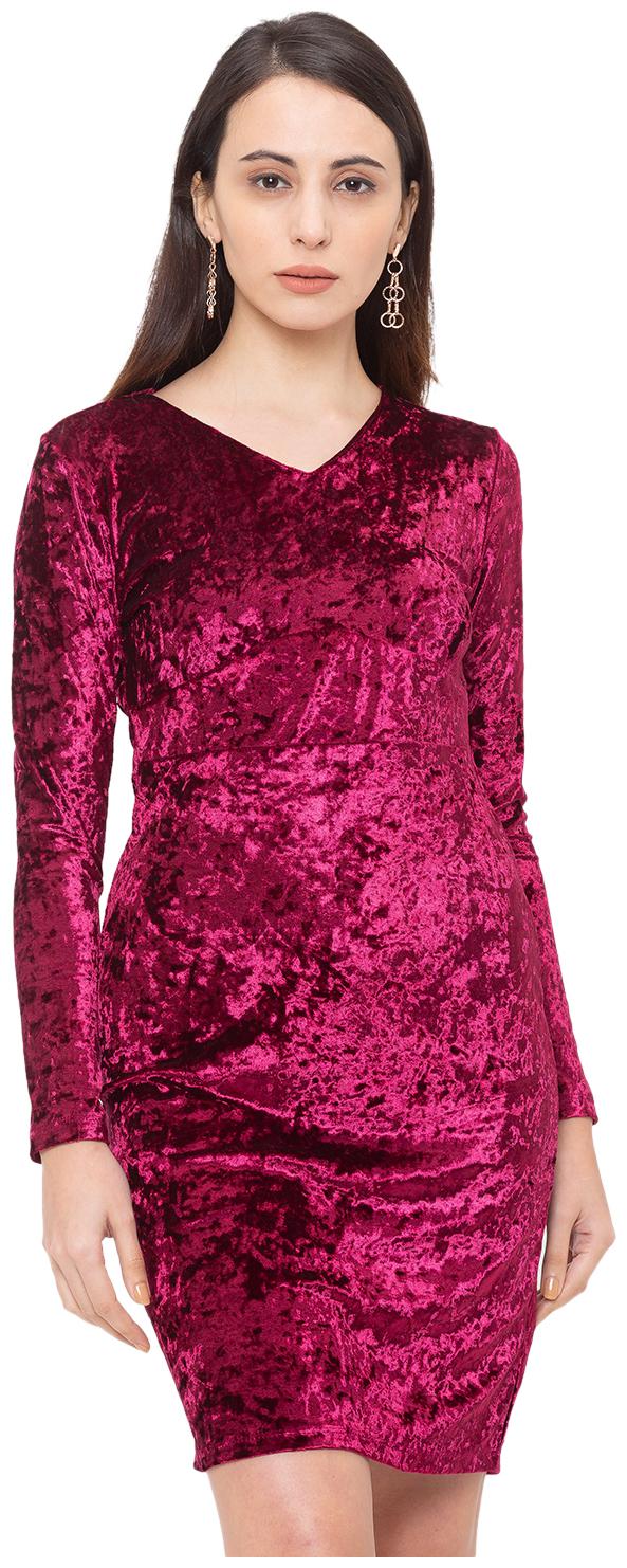

Globus Maroon Solid Bodycon dress