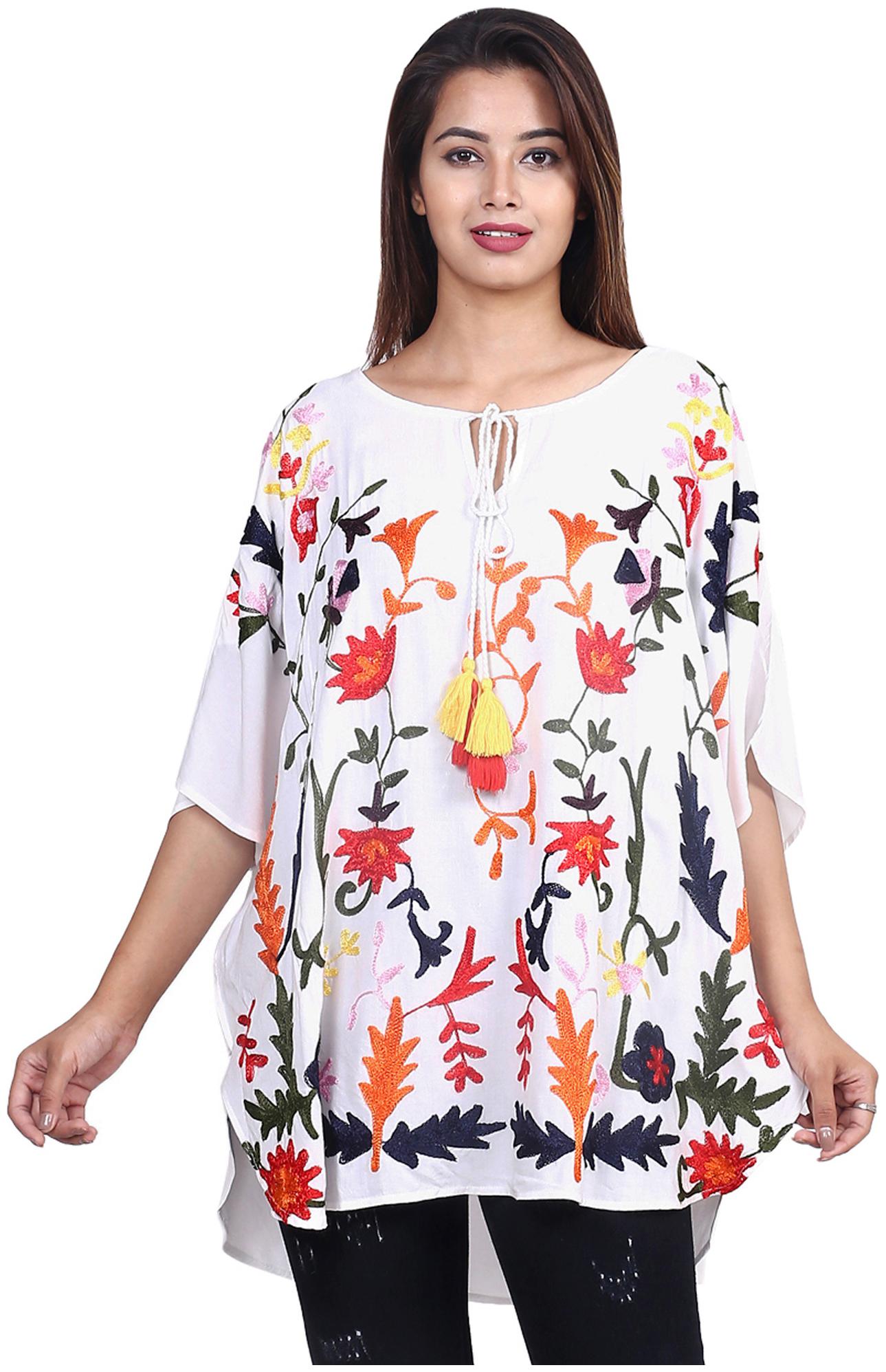 

Goodwill Women Floral Fusion top - White