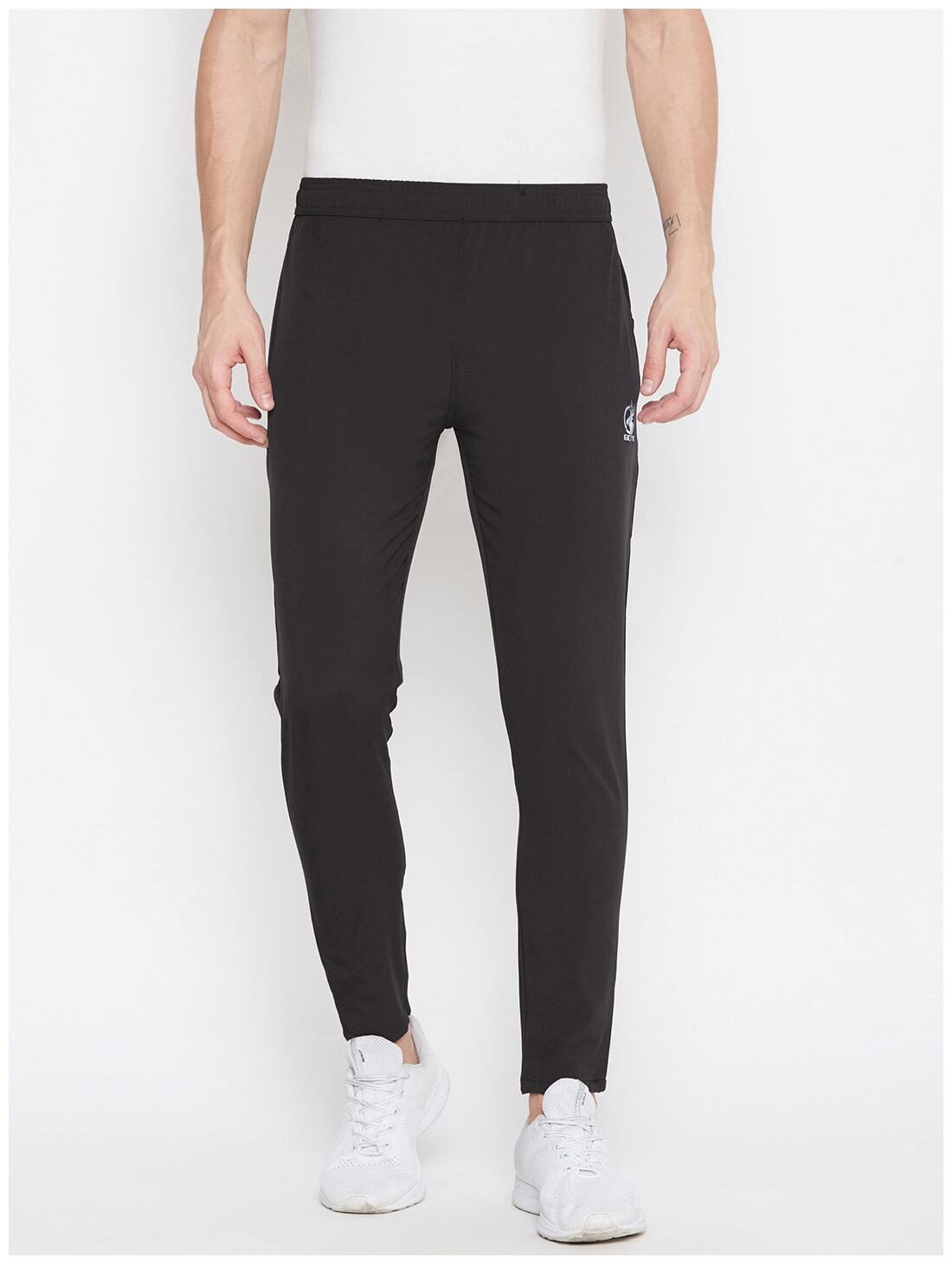 

Goto Men Black Solid Slim fit Track pants