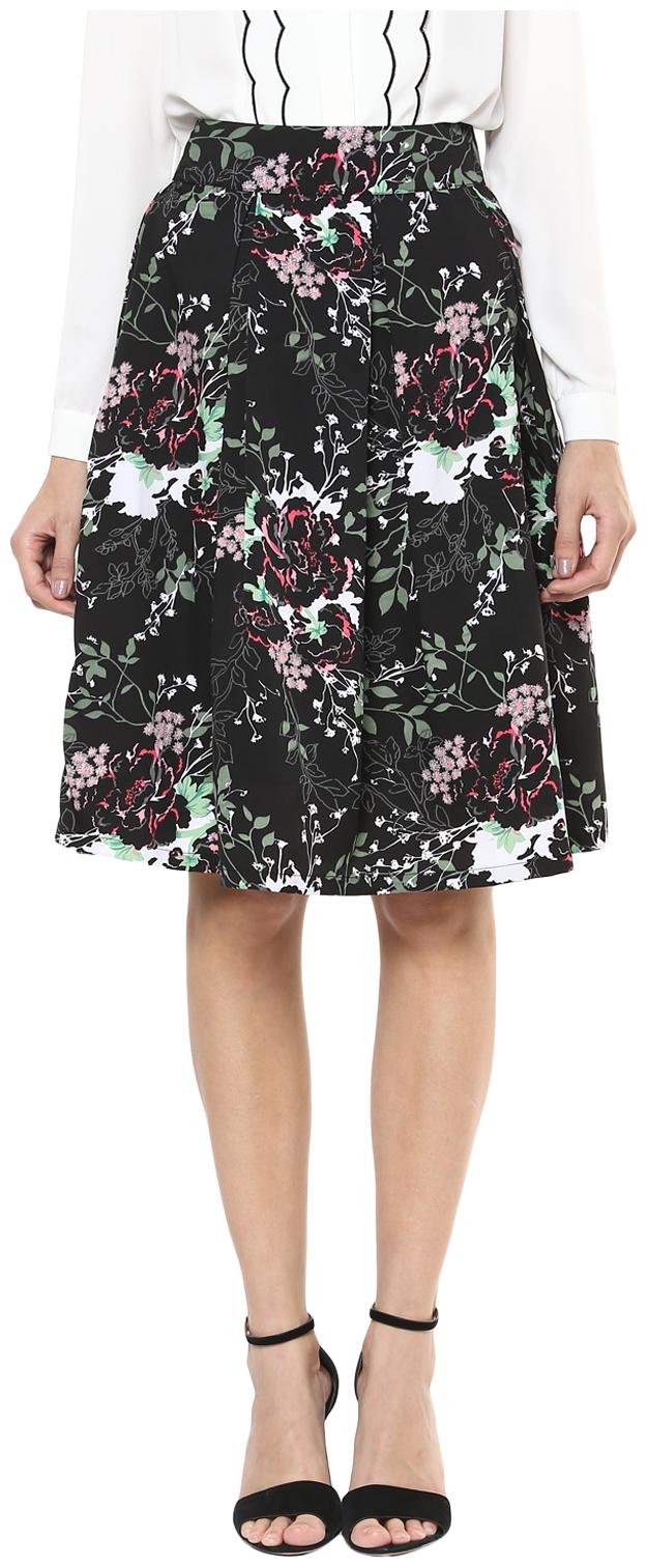 

Harpa Black Printed Skirts