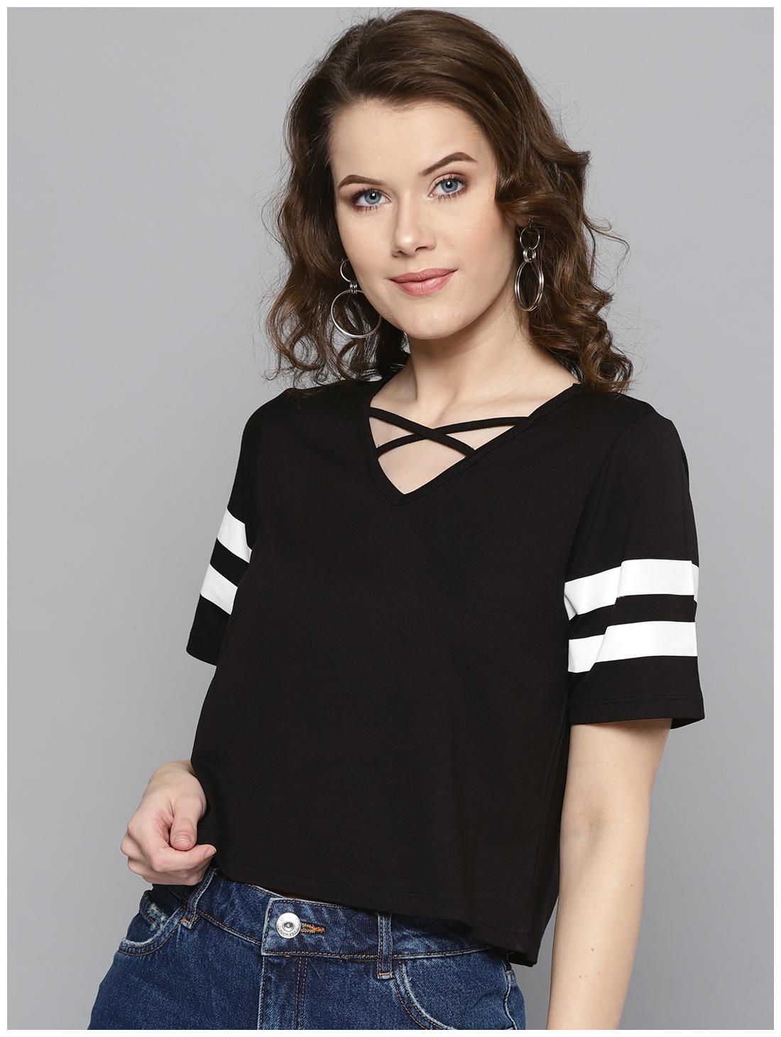 

Harpa Women Black Regular fit V neck Cotton T shirt