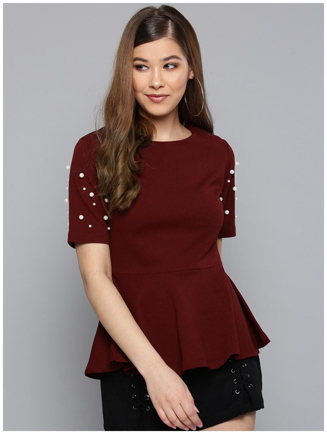 

Harpa Women Solid Regular top - Maroon