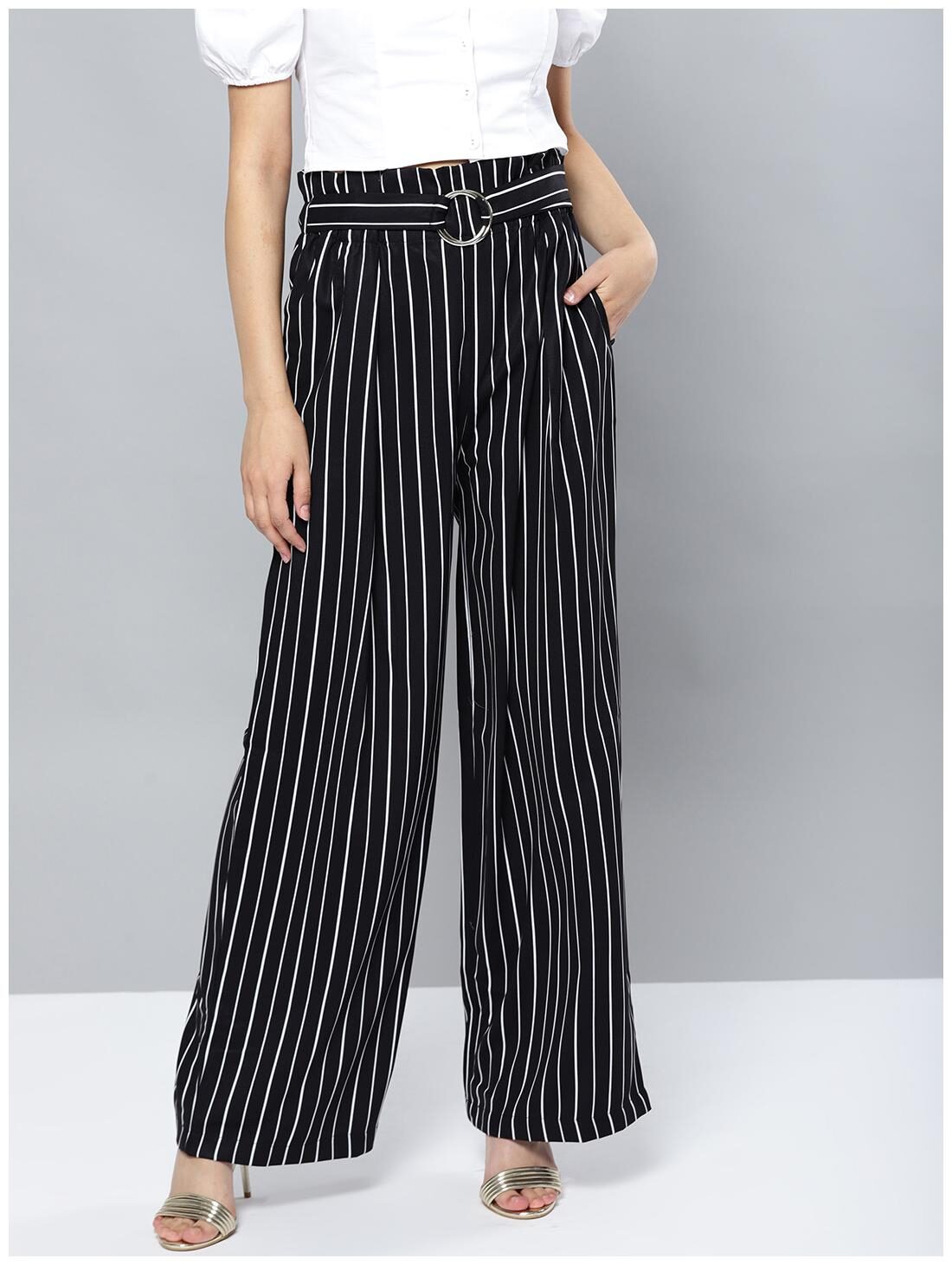 

Harpa Women Black Regular fit Regular trousers