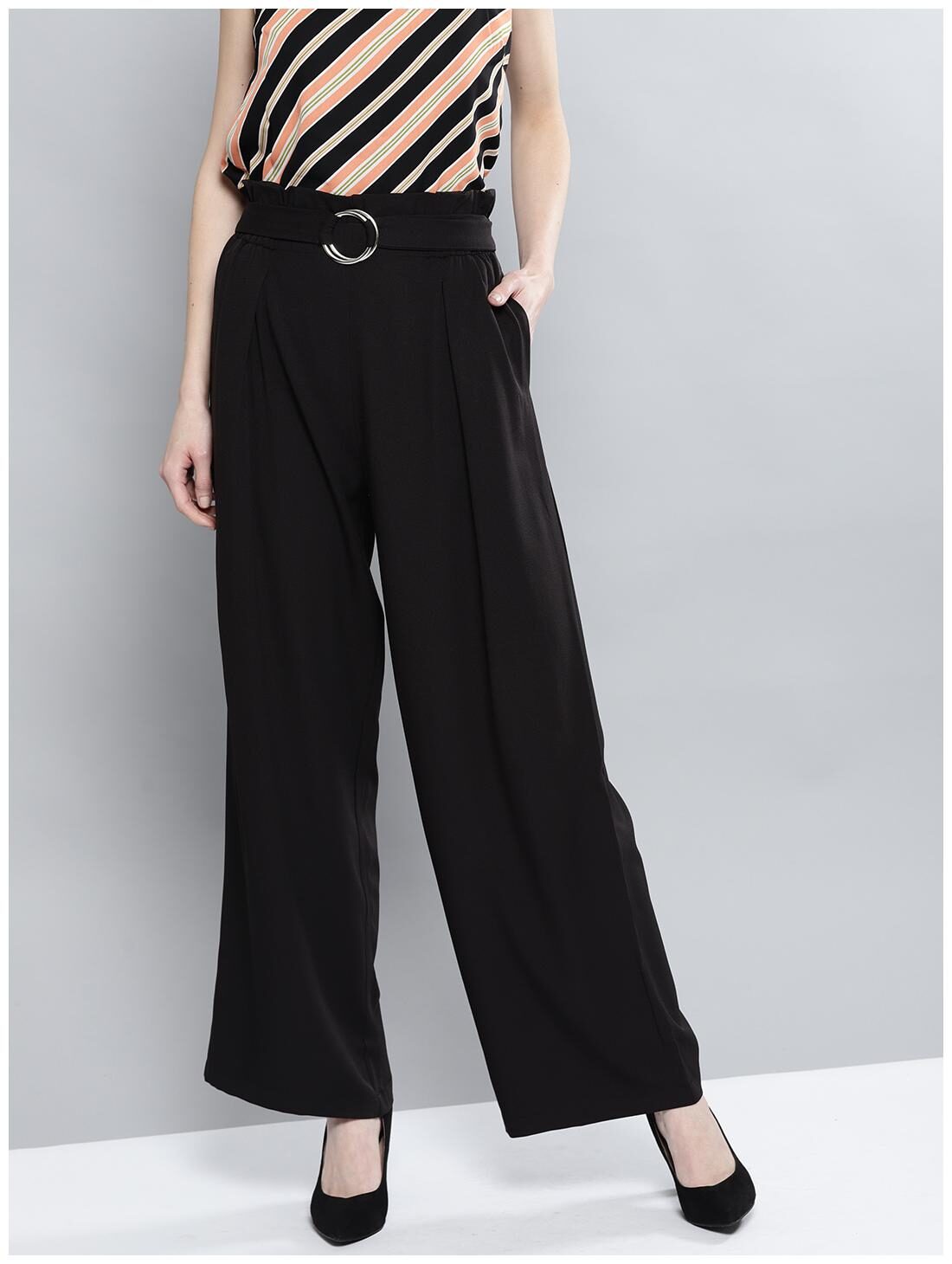 

Harpa Women Black Regular fit Regular trousers