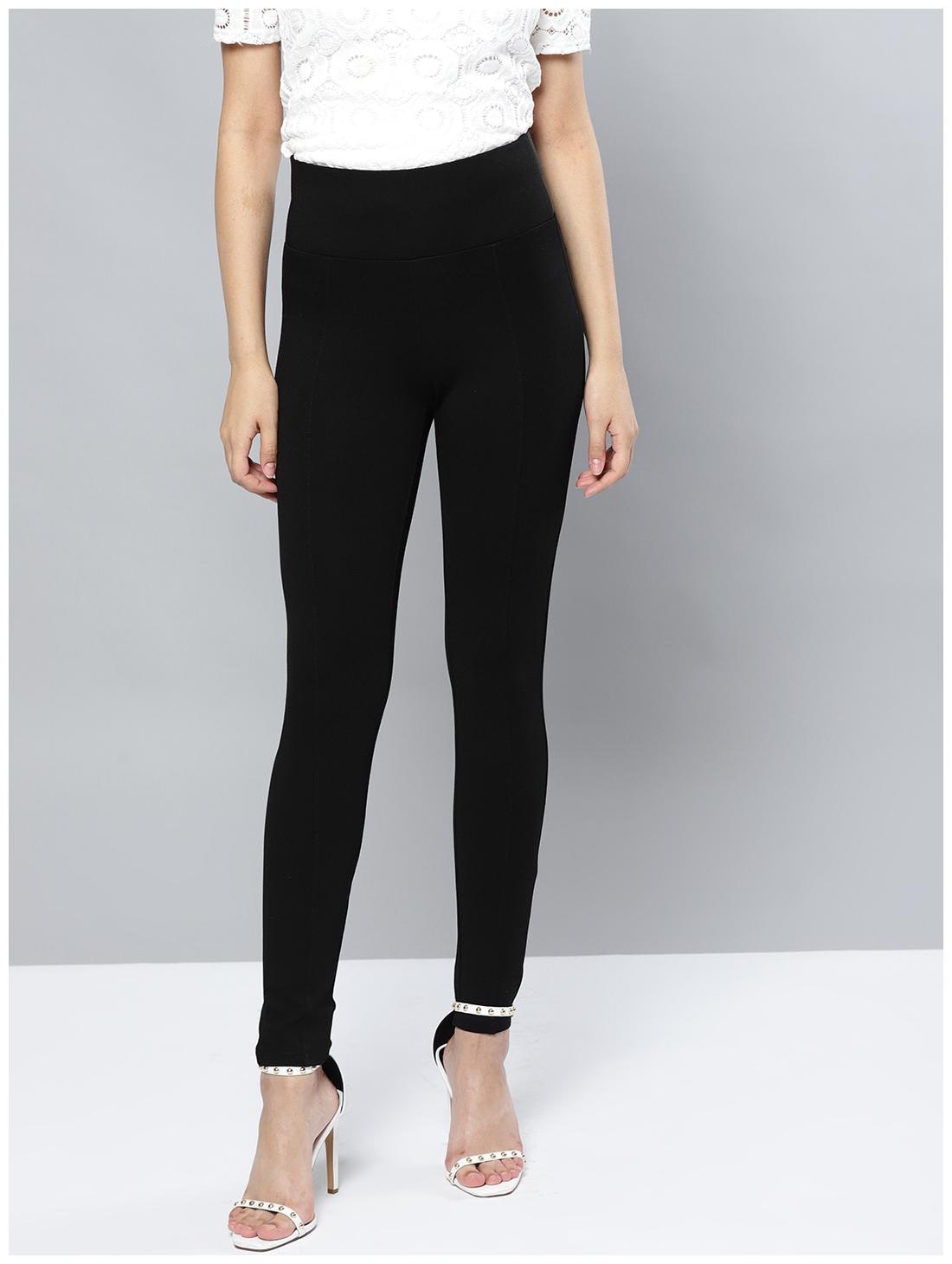 

Harpa Women Black Relaxed fit Jegging