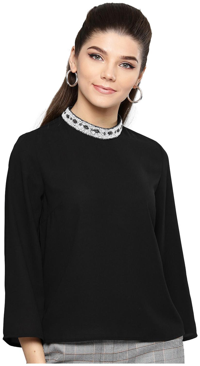

Harpa Women Solid Regular top - Black