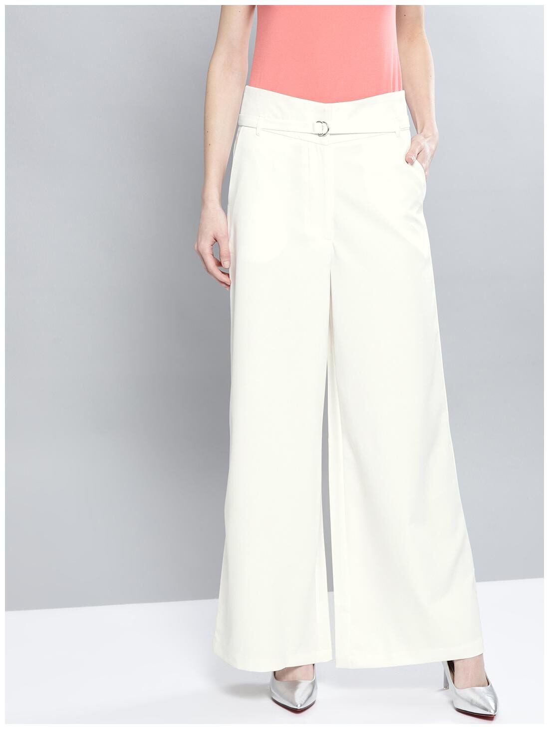 

Harpa Women White Regular fit Regular trousers