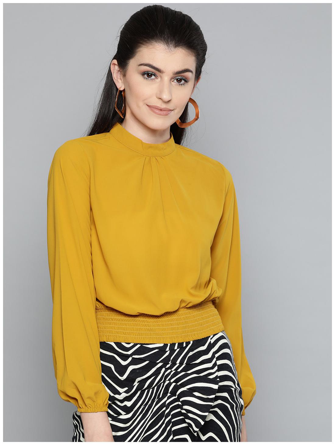 

Harpa Women Solid Regular top - Yellow