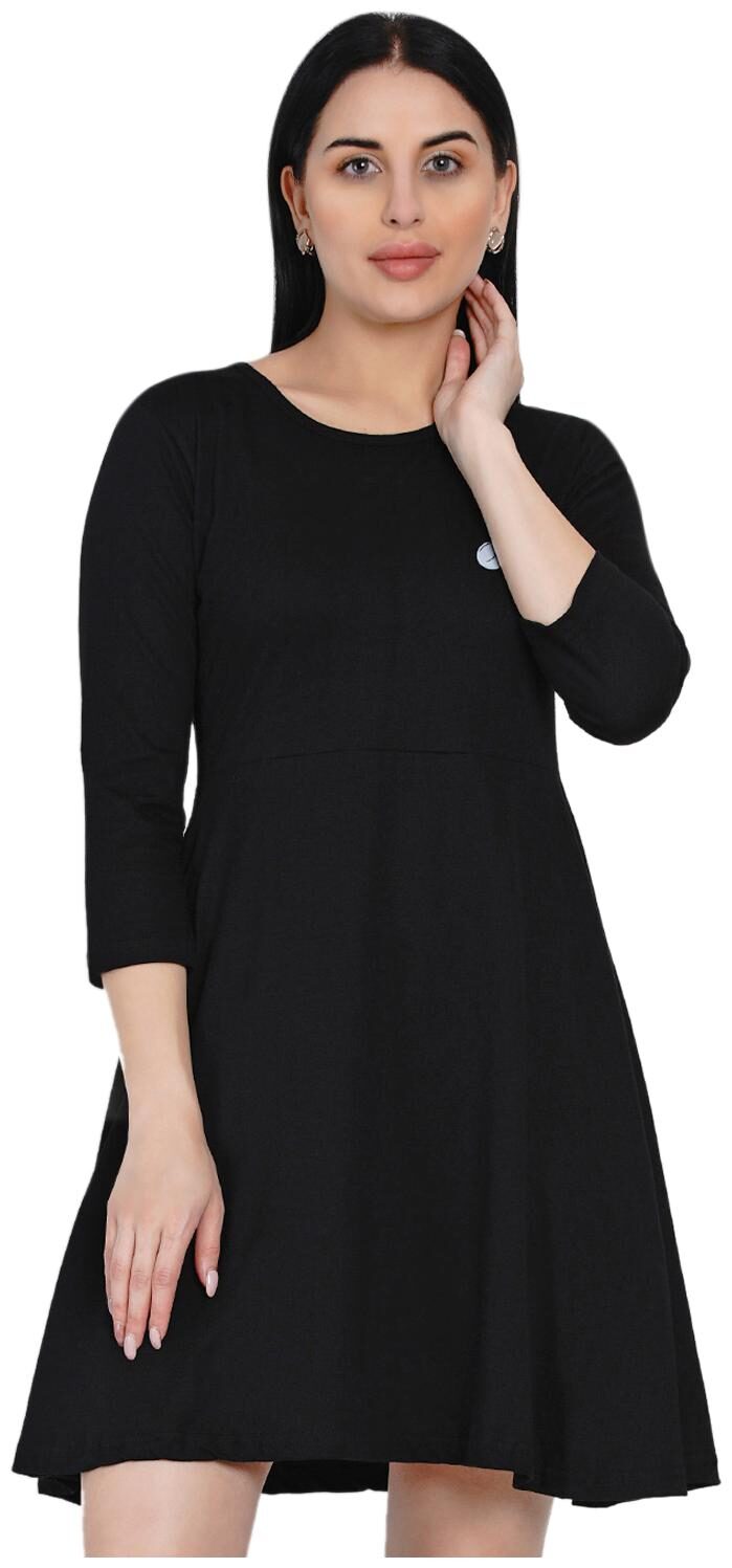 

HASHBEAN Black Solid Flared dress
