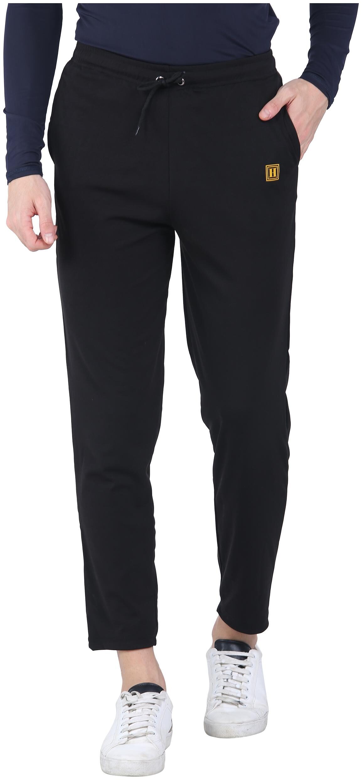 

Headzup Solid Polyester Track Pant For Men Color Black