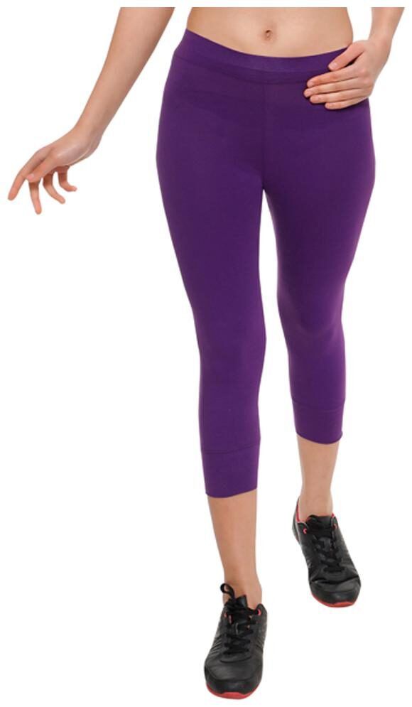 

HiFlyers Women Solid Regular capri - Purple