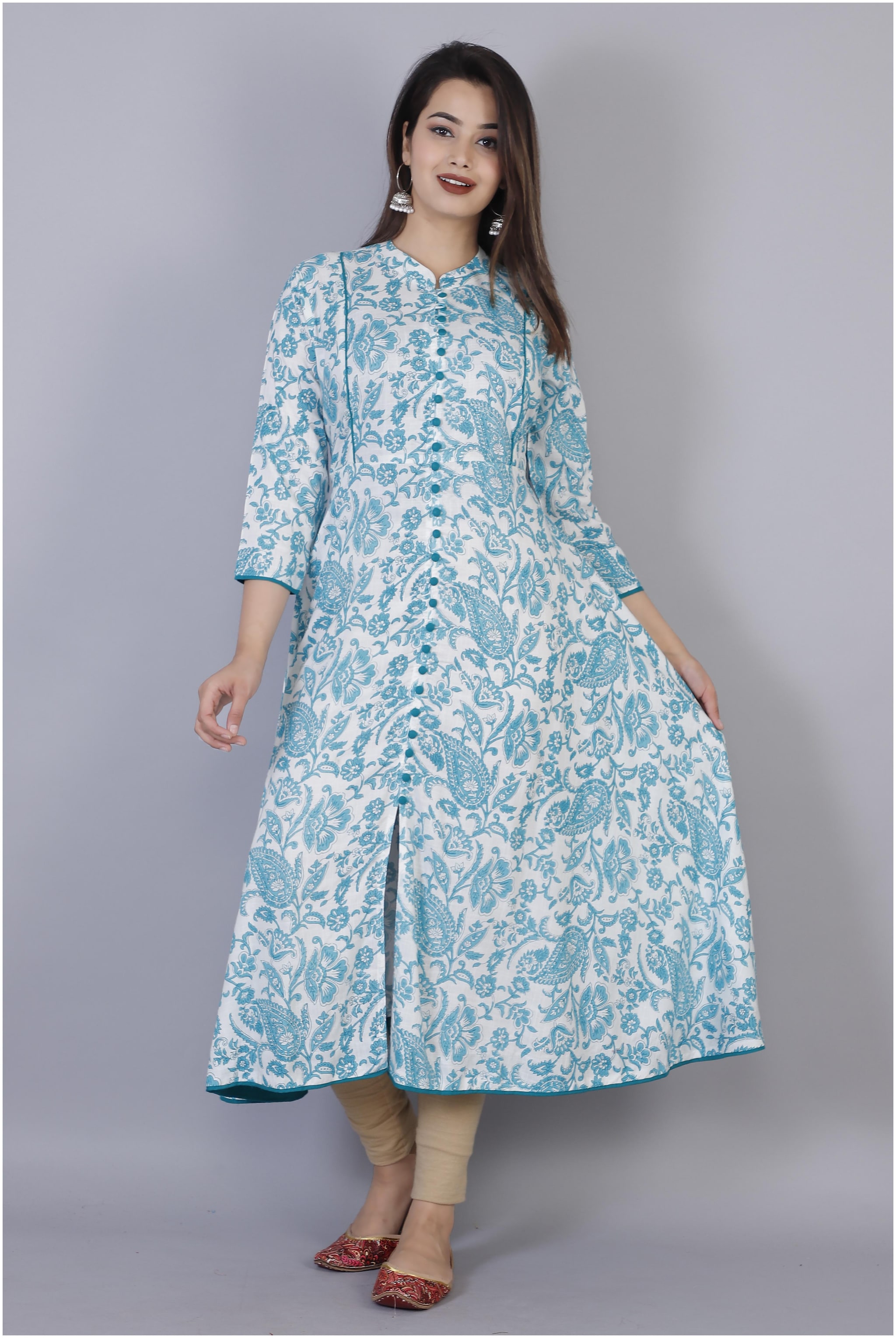 

HIGHLIGHT FASHION EXPORT Women Blue Floral Anarkali Kurta