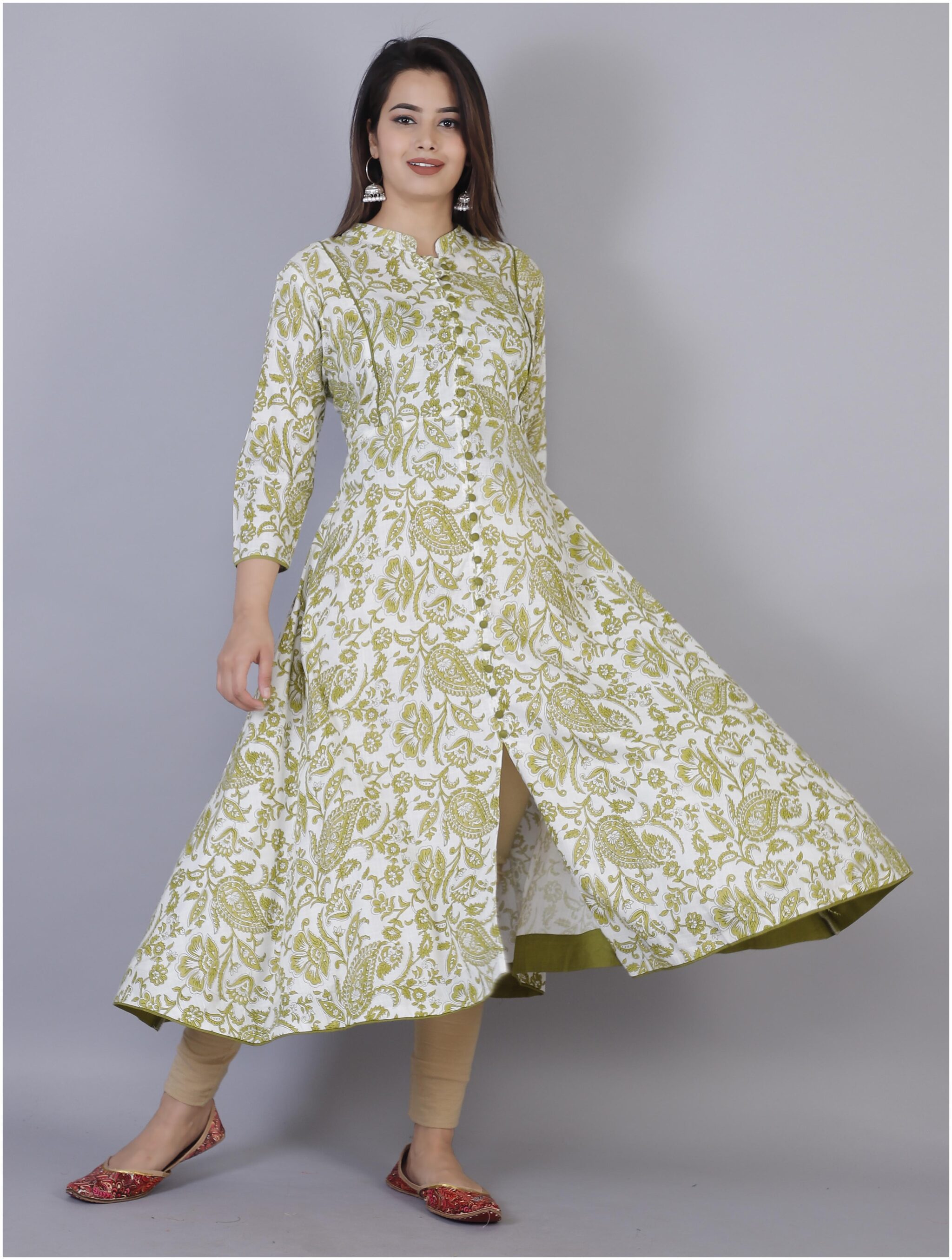 

HIGHLIGHT FASHION EXPORT Women Green Floral Anarkali Kurta
