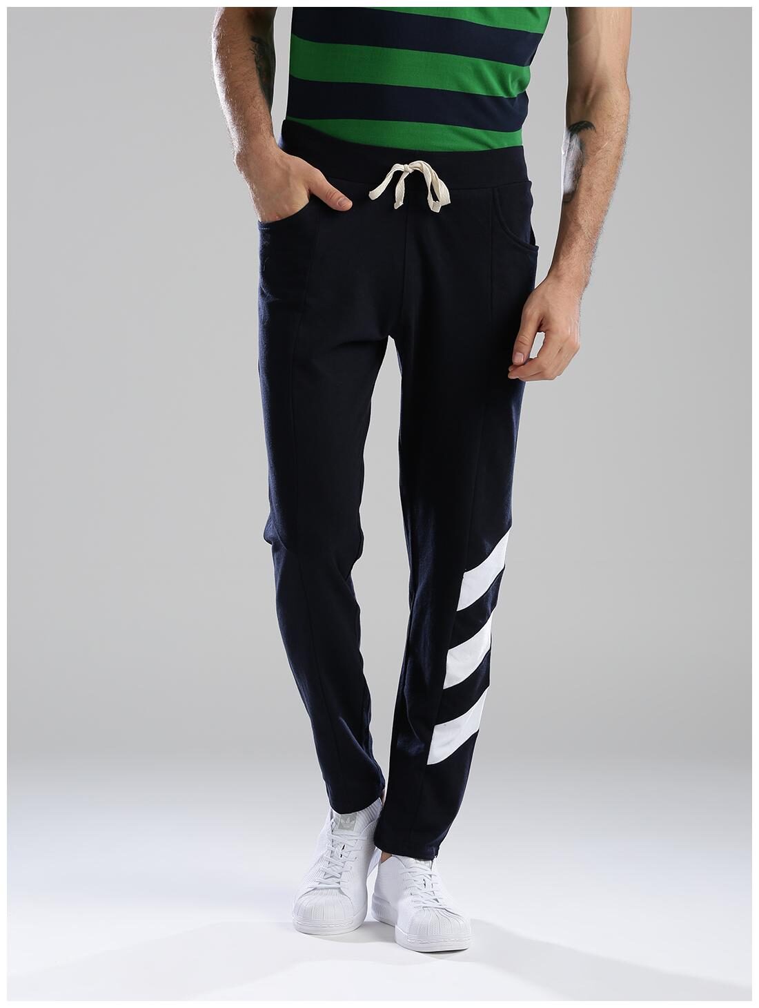 

Hubberholme Men Blue Solid Slim fit Track pants