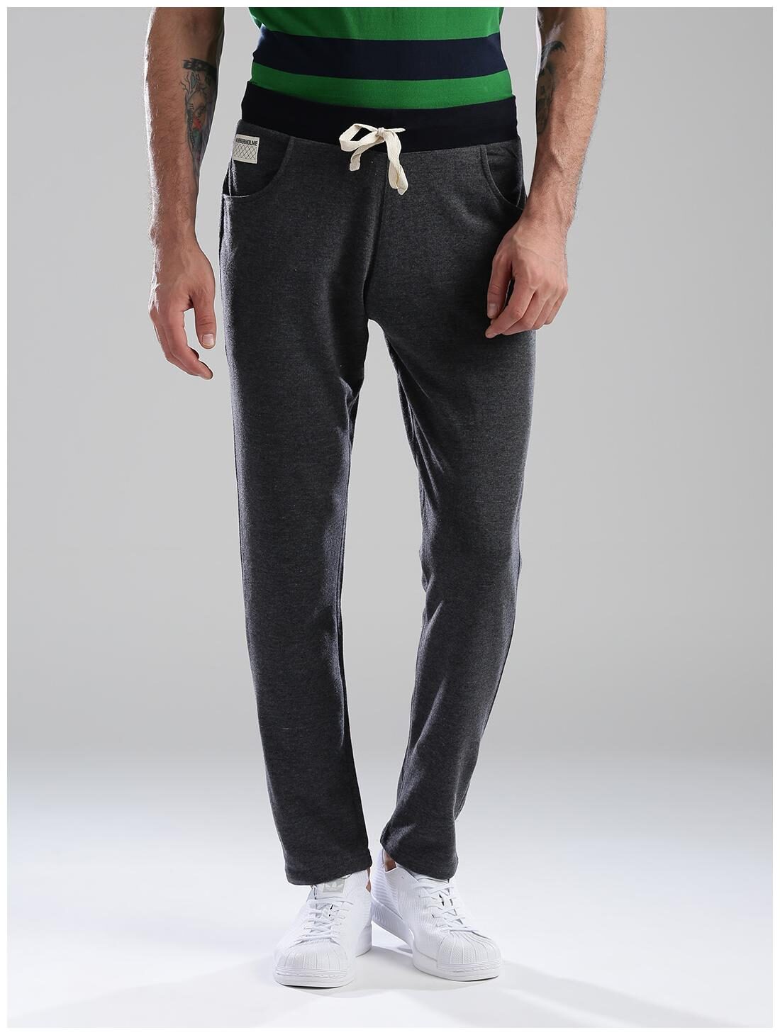 

Hubberholme Men Grey Solid Slim fit Track pants
