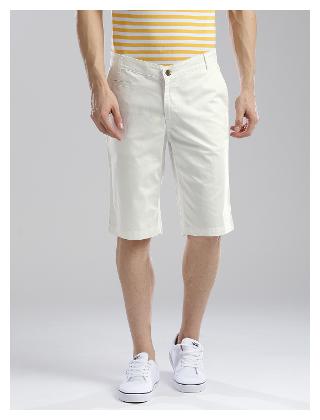 

Hubberholme Men White Slim Fit Regular Shorts