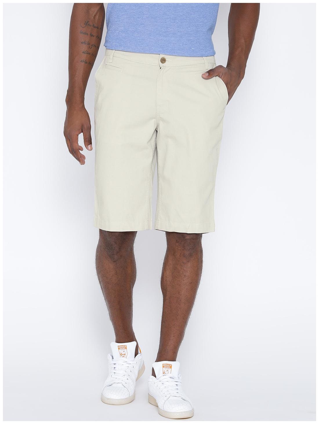 

Hubberholme Men White Slim Fit Regular Shorts