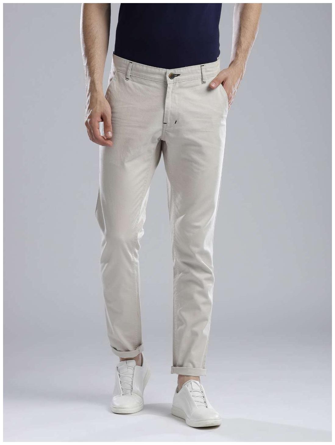 

Hubberholme Men White Solid Slim fit Chinos
