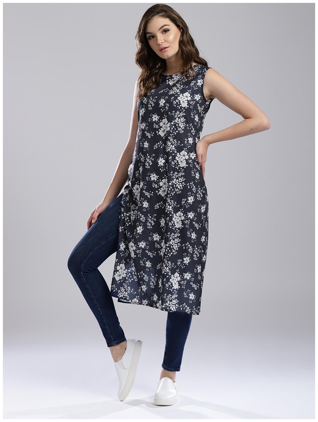 

Hubberholme Blue American Crepe Kurta