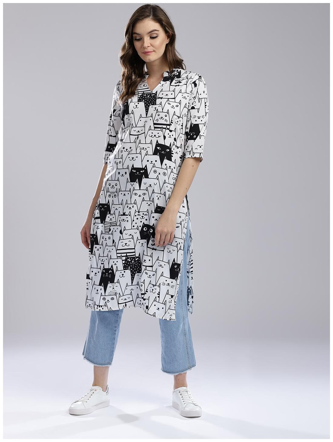 

Hubberholme Women White Printed Straight Kurta