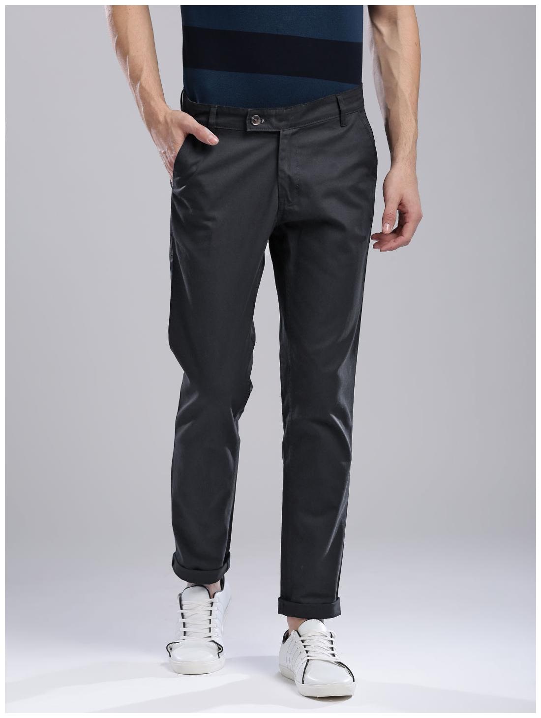 

Hubberholme Men Black Solid Slim fit Chinos