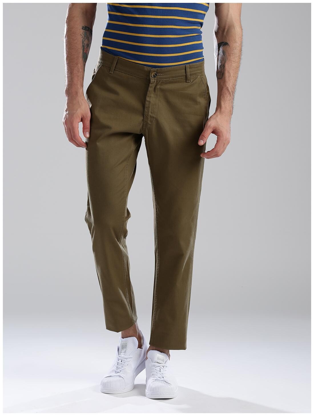 

Hubberholme Men Brown Solid Slim fit Chinos