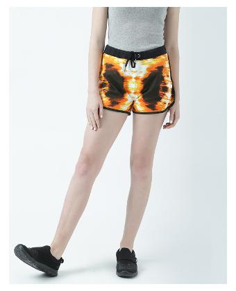 

Huetrap Women Printed Regular shorts - White