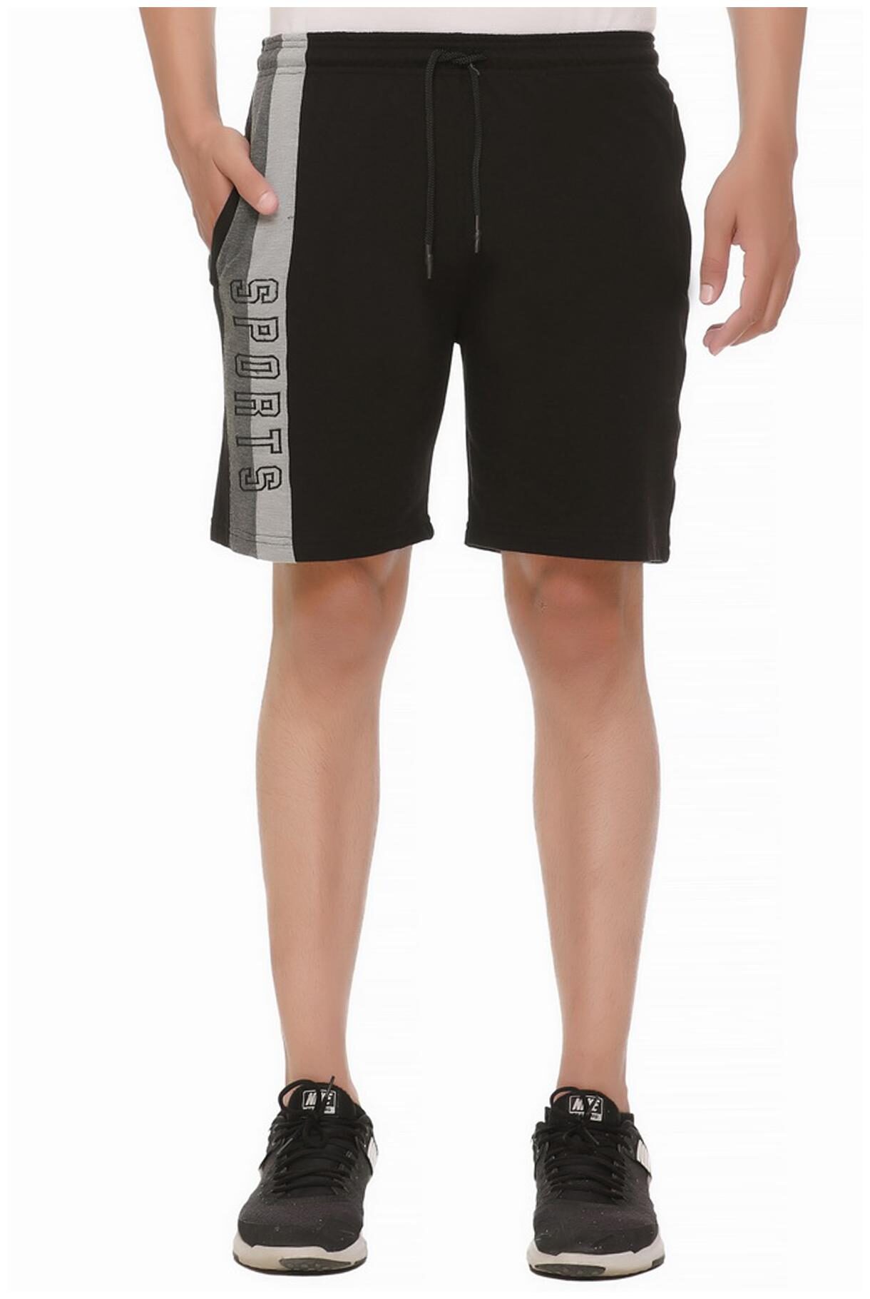

HVBK Men Black Regular Fit Regular Shorts
