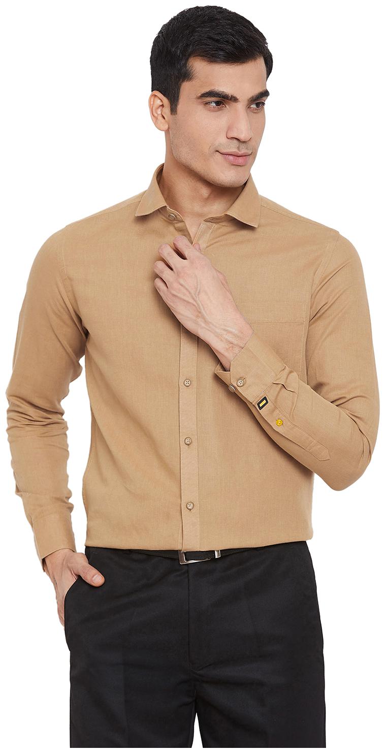 

Id Men Brown Solid Slim Fit Casual Shirt