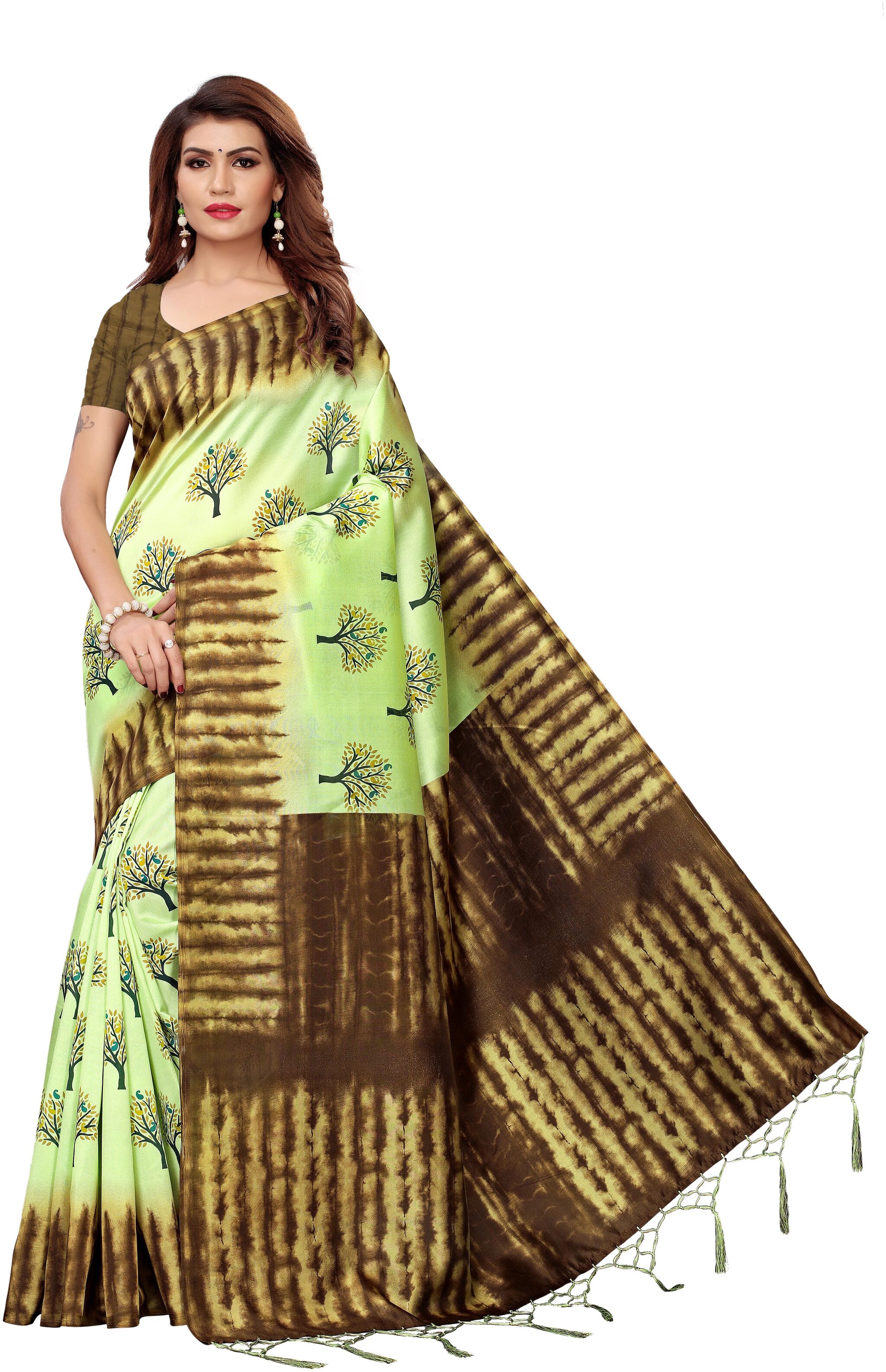 

Indian Beauty Printed Universal Sarees With Blouse Multi color