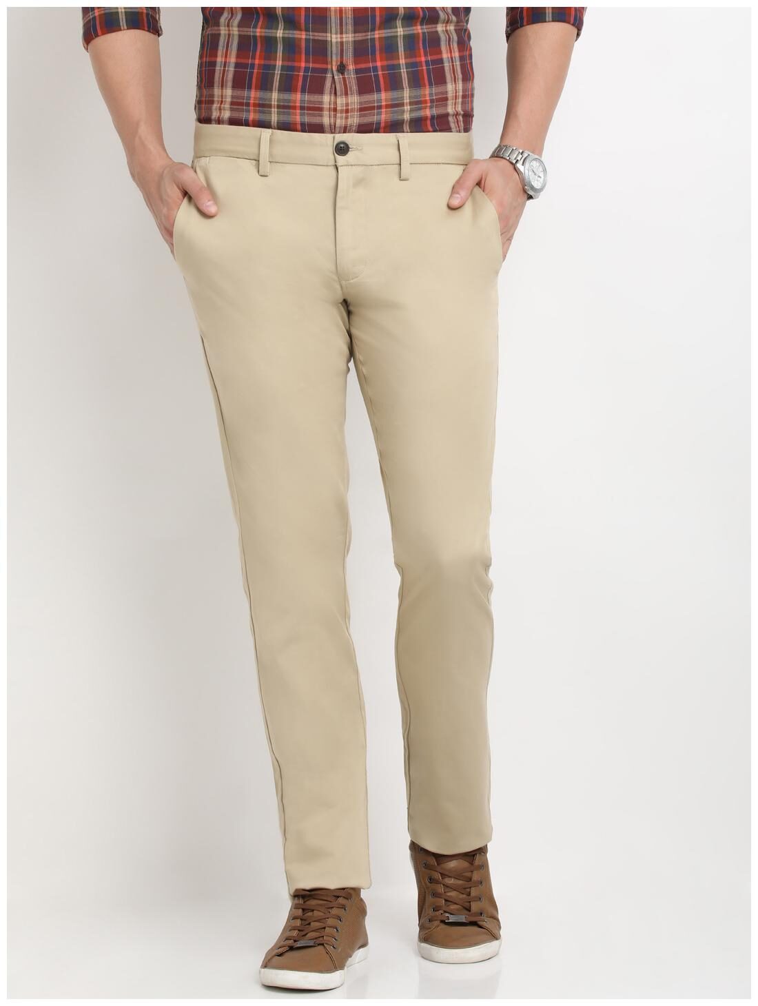 

Indian Terrain Men Beige Solid Slim fit Regular trousers